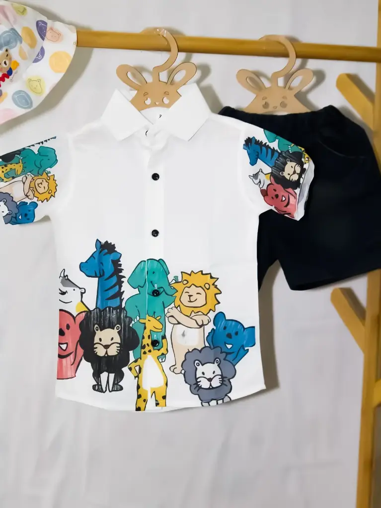 Boys Cartoon Animal Print Shirt With Black Denim Shorts (2Y-3Y)