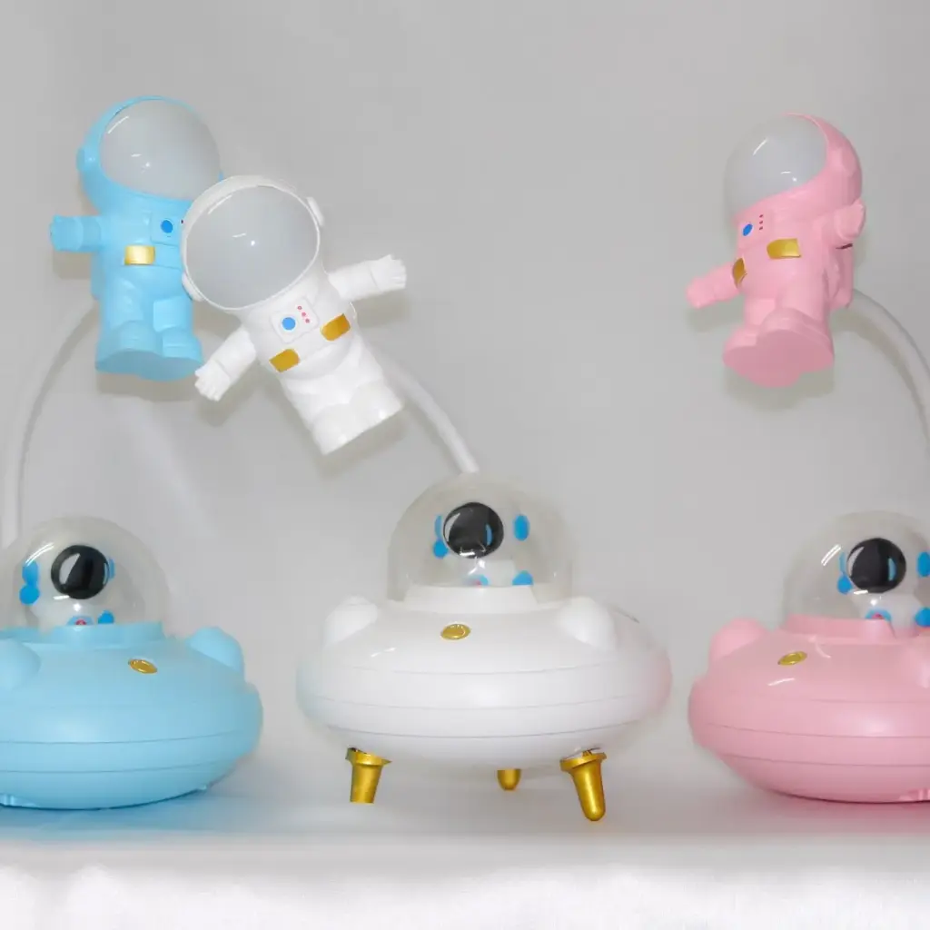 Astronaut Adventure Rechargeable LED Table Lamp (Pink)