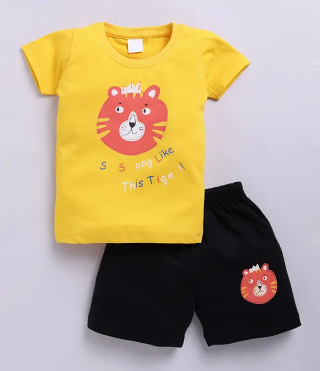 Causal Graphic Design Half Sleeves Set