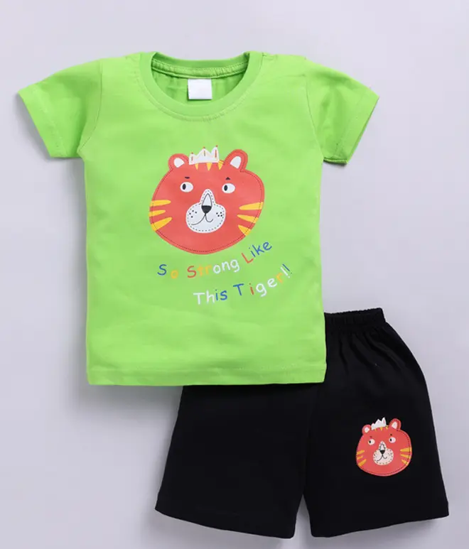 Causal Graphic Design Half Sleeves Set