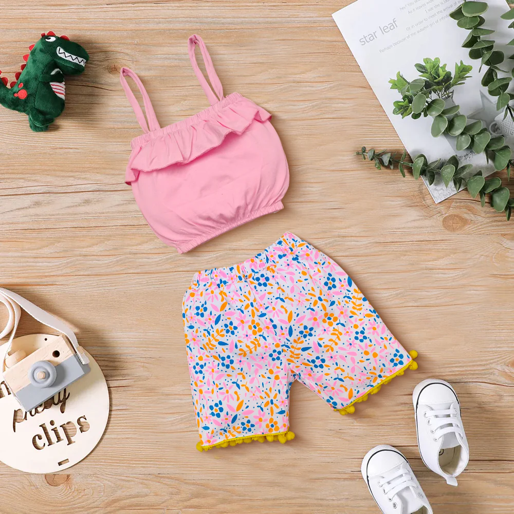 Floral Print Shorts with Crop Top Set Pink