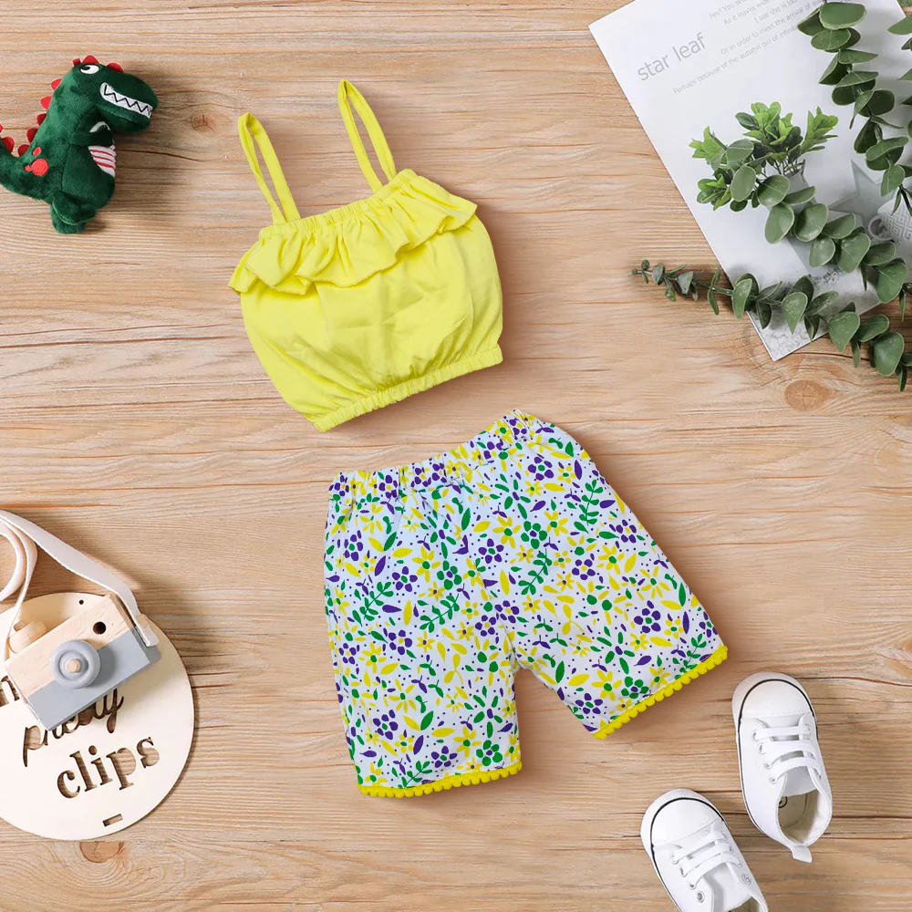 Floral Print Shorts with Crop Top Set Yellow