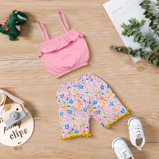 Floral Print Shorts with Crop Top Set Pink